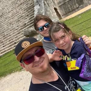 Meet your Posher, Mike